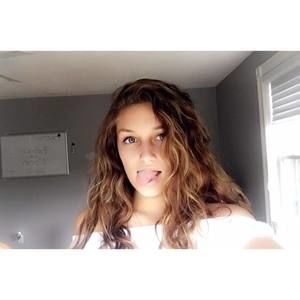 Meet your Posher, Brooke